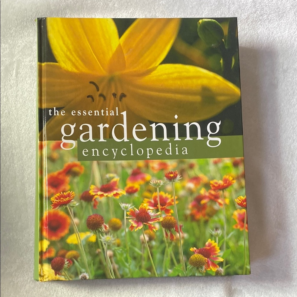 Vintage Gardening Accents Book